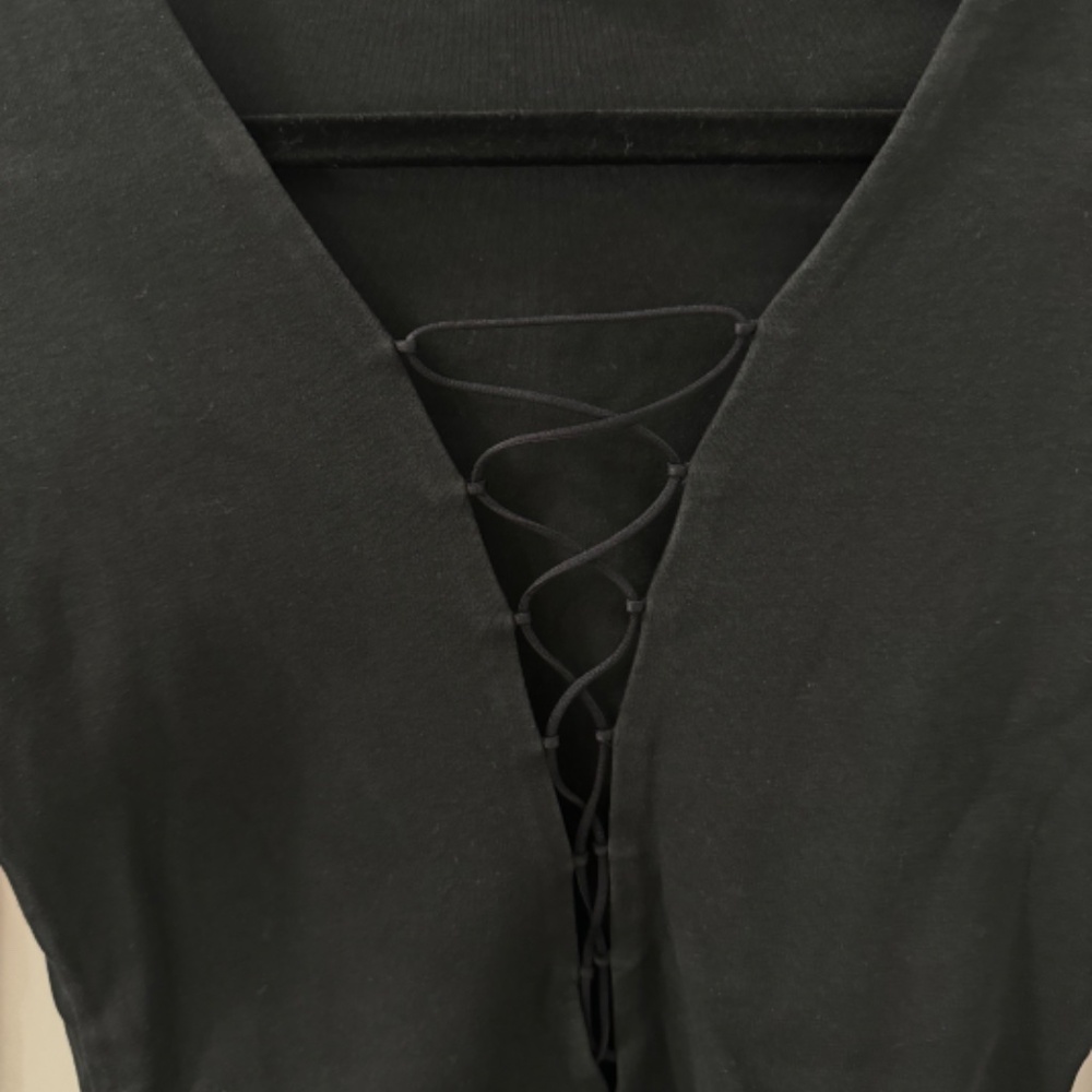 Wilfred Aritzia Free Mayowa Black Lace Up Bodysuit, Size Medium - Picture 11 of 12